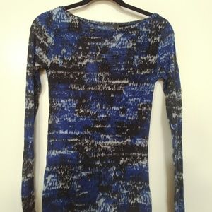 BCBG long sleeved tee